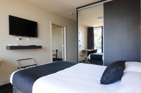 Mansfield Park Hotel - Kingaroy Accommodation 1