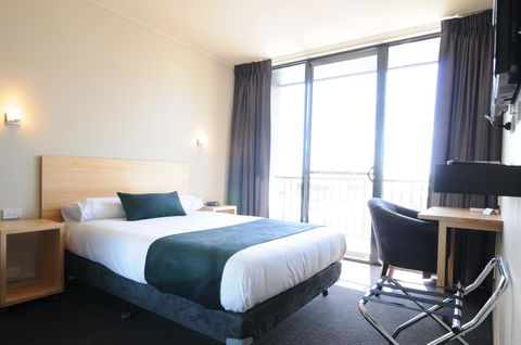 Mansfield Park Hotel - Kingaroy Accommodation 14