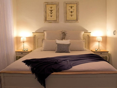 Queen's Cottage Barossa Valley - Kingaroy Accommodation 0