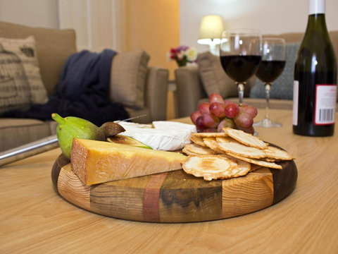 Queen's Cottage Barossa Valley - Kingaroy Accommodation 11