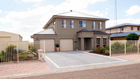 Rezare House Bed & Breakfast - Kingaroy Accommodation 0
