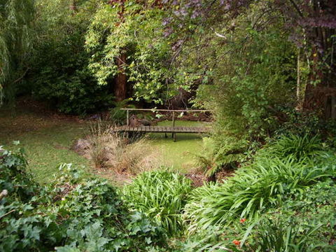 Hilltop - Kingaroy Accommodation 11
