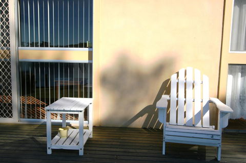 Lake Edge Apartments - Kingaroy Accommodation 8