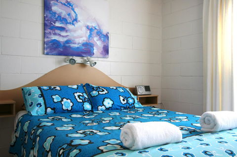 Lake Edge Apartments - Kingaroy Accommodation 5