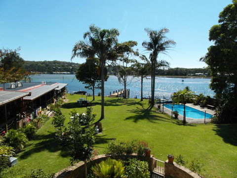 Lake Edge Apartments - Kingaroy Accommodation 0