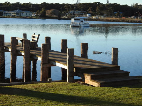 Lake Edge Apartments - Kingaroy Accommodation 21