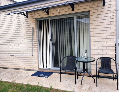 Explore Adelaide, Gawler, The Barossa And Clare Valleys All-in-one - Kingaroy Accommodation 14