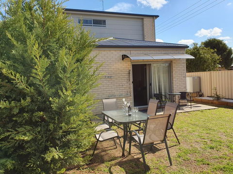 Explore Adelaide, Gawler, The Barossa And Clare Valleys All-in-one - Kingaroy Accommodation 13