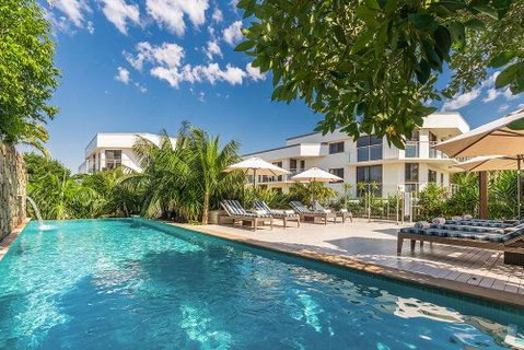 Bayview Beachfront Apartments, In Town Right On The Beach - Kingaroy Accommodation 1