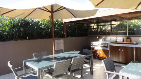 Bayview Beachfront Apartments, In Town Right On The Beach - Kingaroy Accommodation 23