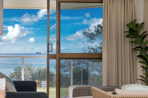 Bayview Beachfront Apartments, In Town Right On The Beach - Kingaroy Accommodation 29