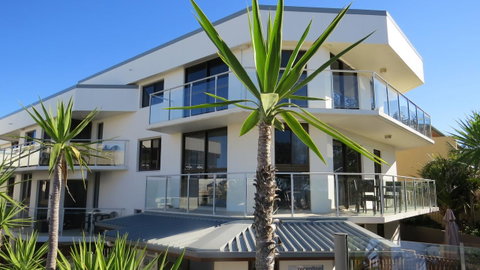 Bayview Beachfront Apartments, In Town Right On The Beach - Kingaroy Accommodation 14