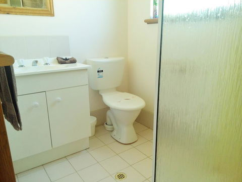 Wenton Farm Holiday Cottages - Kingaroy Accommodation 3