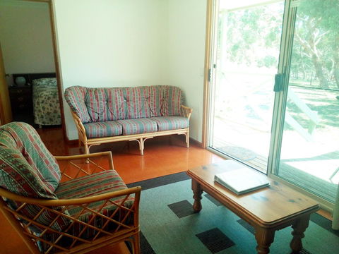 Wenton Farm Holiday Cottages - Kingaroy Accommodation 7