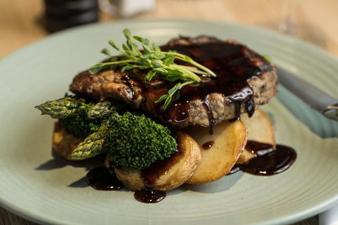 Rydges Pit Lane - Kingaroy Accommodation 16