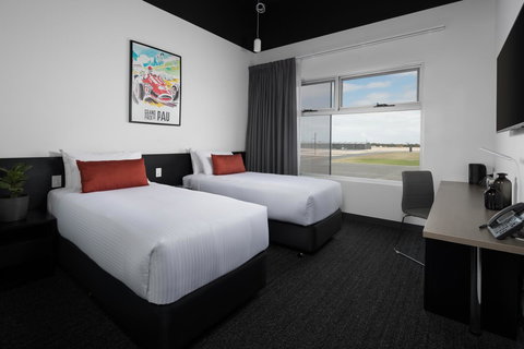 Rydges Pit Lane - Kingaroy Accommodation 32