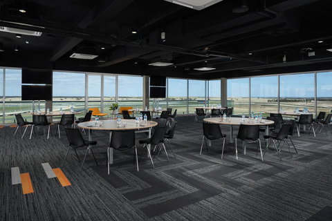 Rydges Pit Lane - Kingaroy Accommodation 5