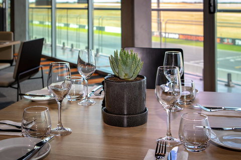 Rydges Pit Lane - Kingaroy Accommodation 37