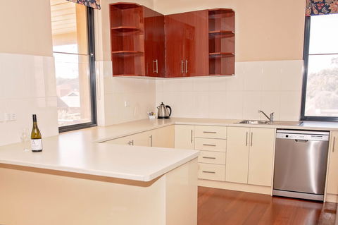 Whyalla Playford Apartments - Kingaroy Accommodation 5