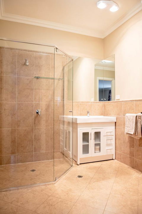 Whyalla Playford Apartments - Kingaroy Accommodation 4