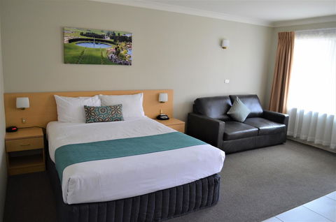Bathurst Motor Inn - Kingaroy Accommodation 2
