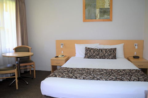 Bathurst Motor Inn - Kingaroy Accommodation 26