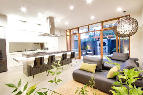 Sticky Rice Villas - Kingaroy Accommodation 5