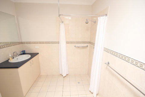 Port Vincent Motel & Apartments - Kingaroy Accommodation 12