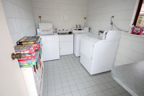 Port Vincent Motel & Apartments - Kingaroy Accommodation 24