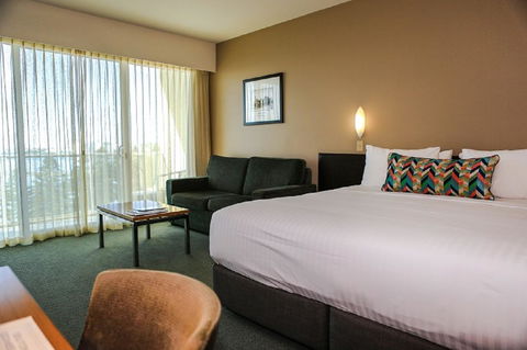 Port Lincoln Hotel - Kingaroy Accommodation 9