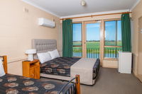Book Tailem Bend Accommodation Vacations Kingaroy Accommodation Kingaroy Accommodation