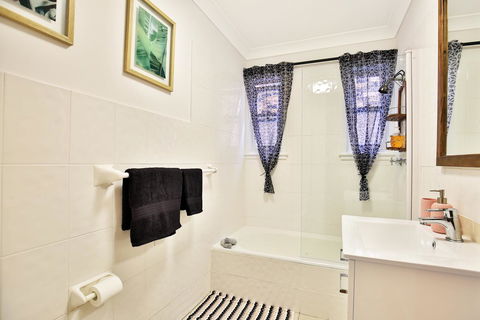 Hudson Bay @ Basin View-Pet Friendly-15 Mins To Hyams Beach - Kingaroy Accommodation 25