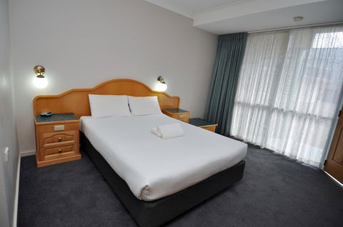 Hilton Beachfront Motel - Kingaroy Accommodation 24