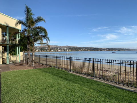 Hilton Beachfront Motel - Kingaroy Accommodation 4