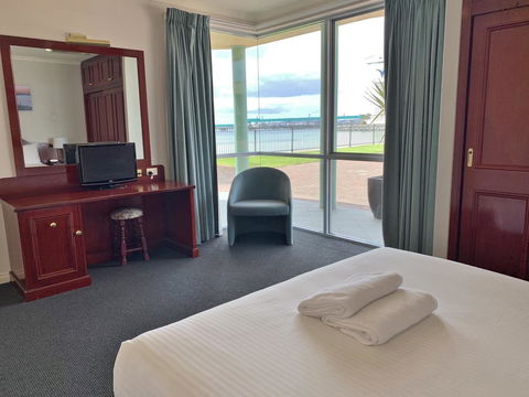 Hilton Beachfront Motel - Kingaroy Accommodation 14