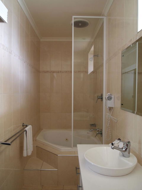 Hilton Beachfront Motel - Kingaroy Accommodation 44