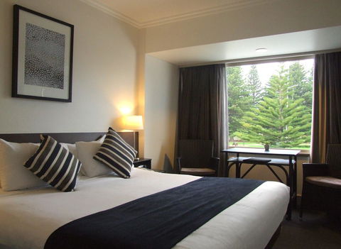 Nightcap At Hotel Victor - Kingaroy Accommodation 14