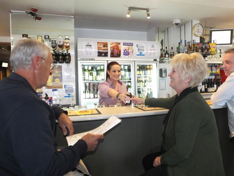 Nightcap At Hotel Victor - Kingaroy Accommodation 19