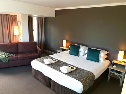 Nightcap At Hotel Victor - Kingaroy Accommodation 11