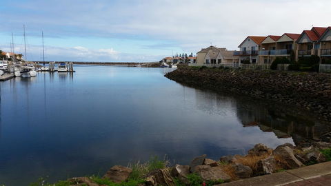 Townhouse On The Marina - Kingaroy Accommodation 14