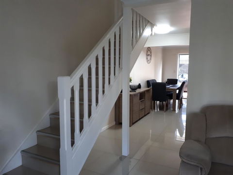 Townhouse On The Marina - Kingaroy Accommodation 3