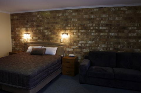 Clare Central - Kingaroy Accommodation 28