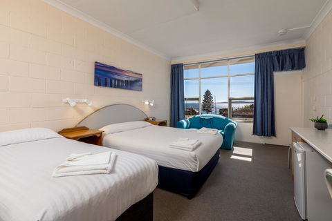 Blue Seas Motel - Kingaroy Accommodation 5