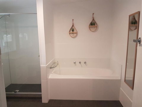 Dells Seaside Escape Moonta Bay - Kingaroy Accommodation 5