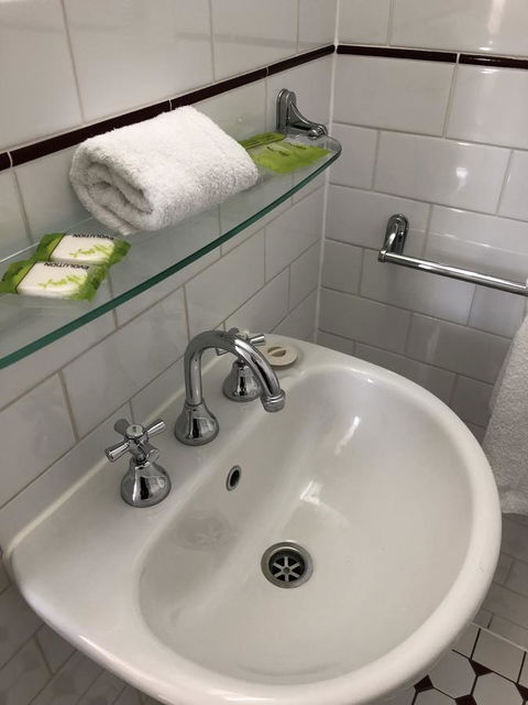 Adelaide Airport Motel - Kingaroy Accommodation 23