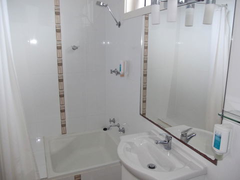 Guichen Bay Motel - Kingaroy Accommodation 43