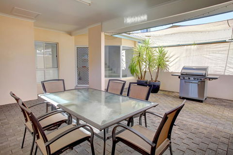 Bay Bliss - Kingaroy Accommodation 2