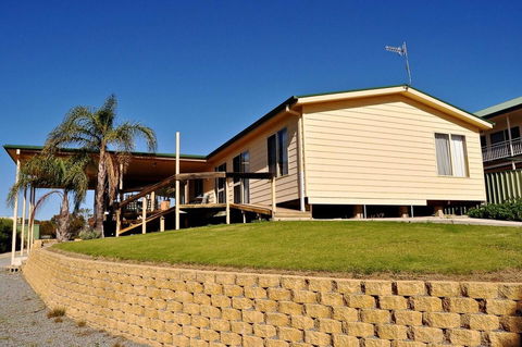 Baywatch - Kingaroy Accommodation 14