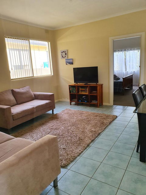 Super Central Location - Kingaroy Accommodation 3