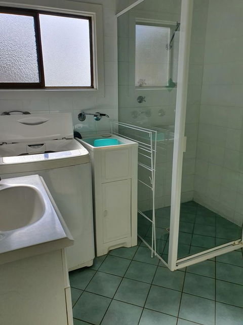 Super Central Location - Kingaroy Accommodation 5